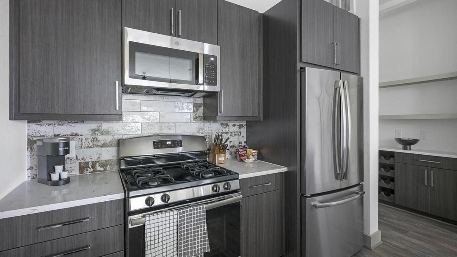 Landing - Modern Apartment With Amazing Amenities Houston Ngoại thất bức ảnh